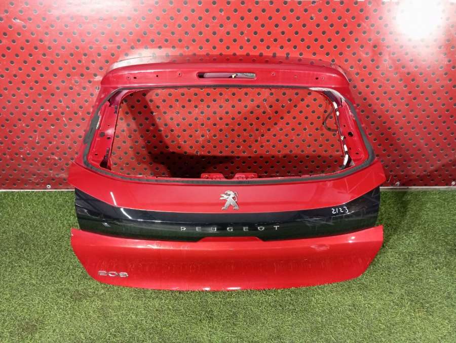 274182R0 Крышка багажника (дверь 3-5) Peugeot 208 2 2019г. | Фото № 1 274182R0 Крышка багажника (дверь 3-5) Peugeot 208 2 2019г. - Фото 1