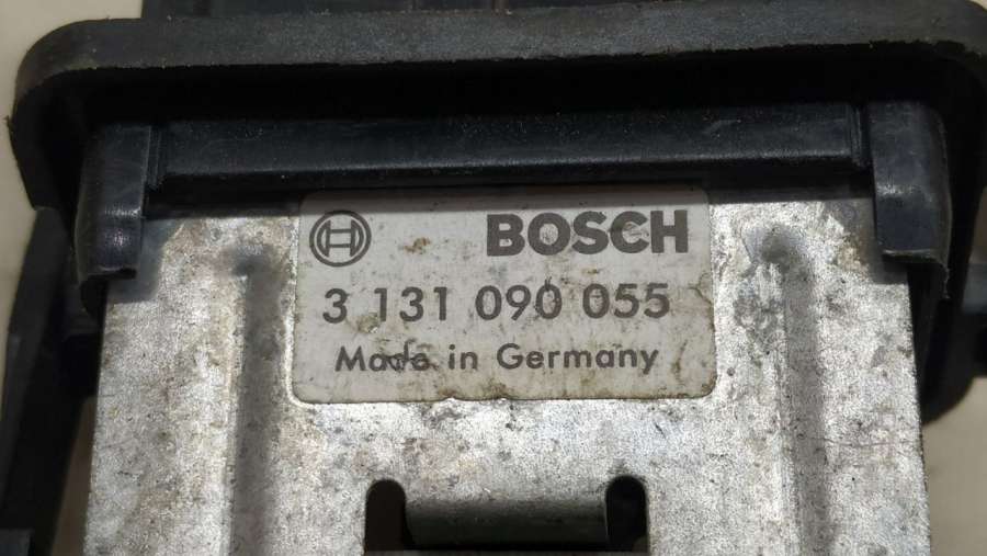 3131090055 Сопротивление печки Volkswagen Passat B3 1992г. | Фото № 3 3131090055 Сопротивление печки Volkswagen Passat B3 1992г. - Фото 3
