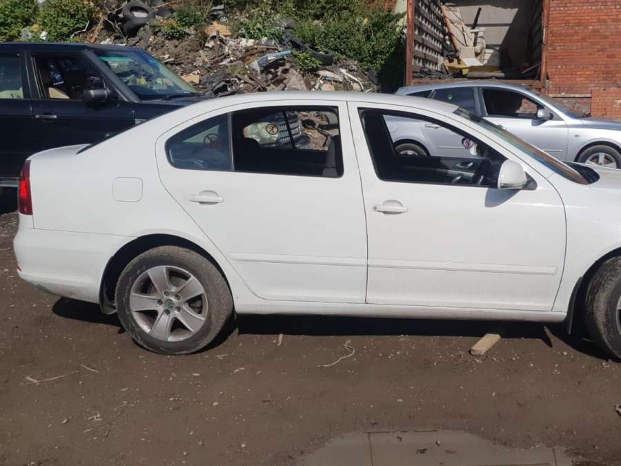 Стеклоподъемник электрический двери задней правой Skoda Octavia 1Z (2004-2013) Хетчбэк 5дв. 2011г. | Фото № 13 Стеклоподъемник электрический двери задней правой Skoda Octavia 1Z (2004-2013) Хетчбэк 5дв. 2011г. - Фото 13