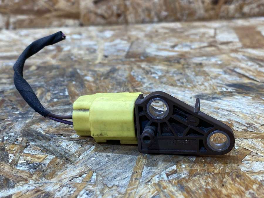 4L0959651 Датчик удара Audi Audi Q7 4L рест. 2010 0000г. | Фото № 4 4L0959651 Датчик удара Audi Audi Q7 4L рест. 2010 0000г. - Фото 4