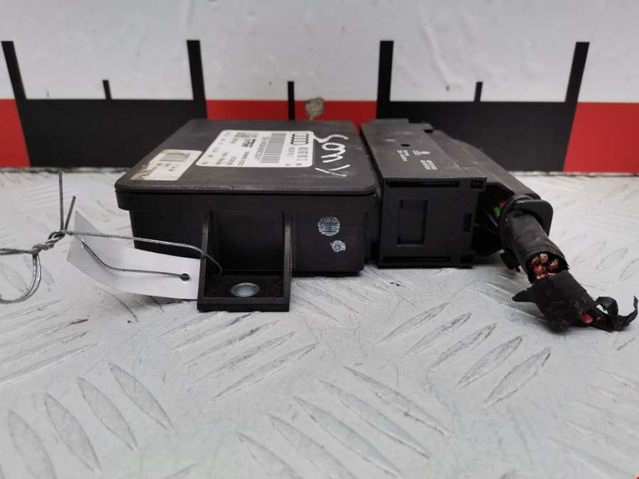 32620146A8K0907801D Блок управления стояночного тормоза (электроручник) Audi A4 B8 (2007-2015) Седан 2008г. | Фото № 2 32620146A8K0907801D Блок управления стояночного тормоза (электроручник) Audi A4 B8 (2007-2015) Седан 2008г. - Фото 2