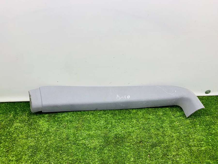 A6387470871  Обшивка крышки багажника правая   Mercedes-Benz V-class W638 2001г. | Фото № 1  A6387470871  Обшивка крышки багажника правая   Mercedes-Benz V-class W638 2001г. - Фото 1