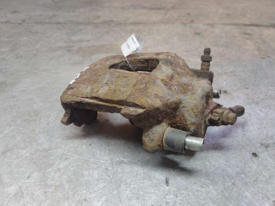 Суппорт передний правый Volkswagen Golf Хэтчбэк 5 дв. 2000г. | Фото № 4 Суппорт передний правый Volkswagen Golf Хэтчбэк 5 дв. 2000г. - Фото 4