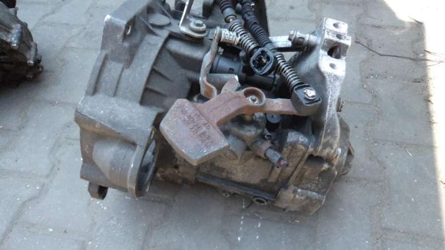 JCP КПП механическая (МКПП) Volkswagen Golf 5 поколение 2006г. | Фото № 6 JCP КПП механическая (МКПП) Volkswagen Golf 5 поколение 2006г. - Фото 6