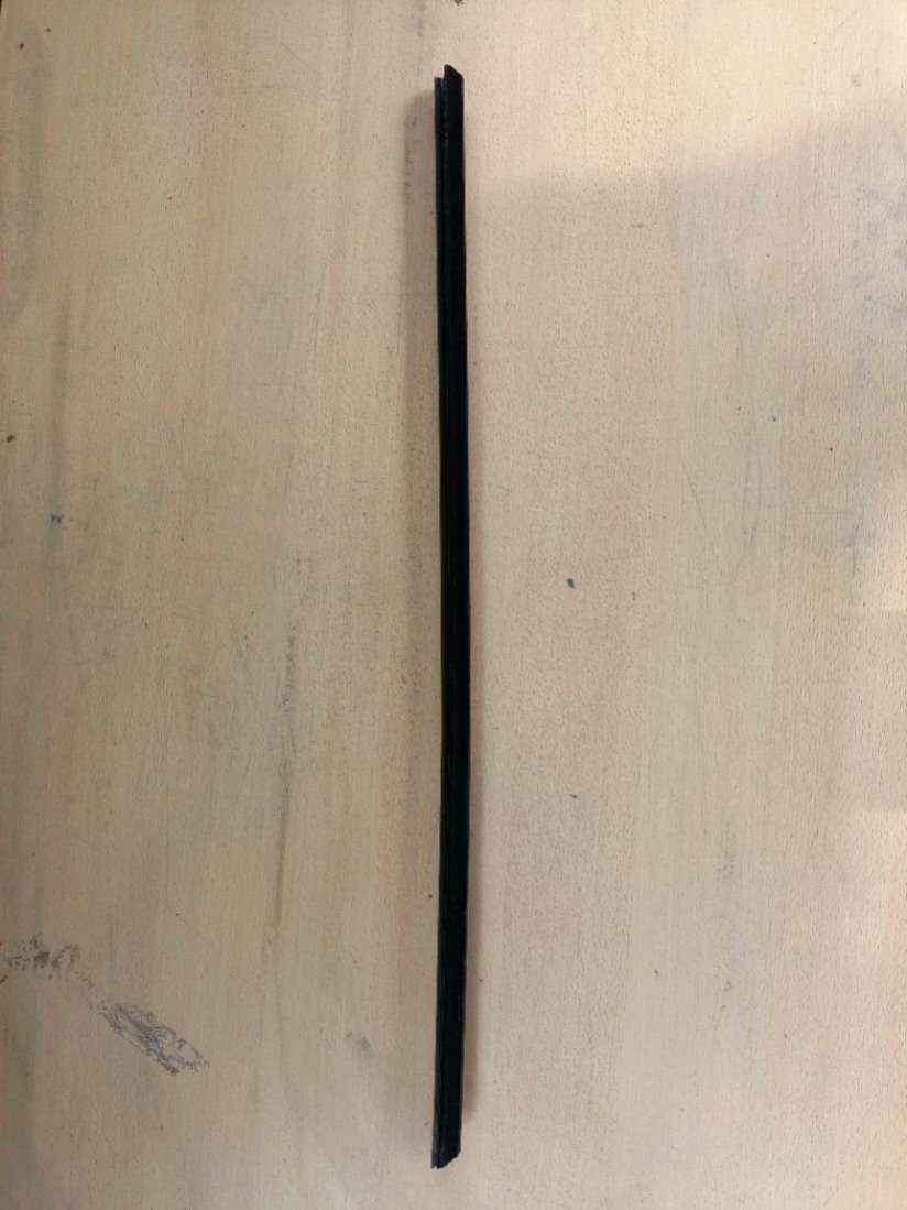 Молдинг стекла двери передней правой внутренний Renault Lodgy 2014г. | Фото № 1 Молдинг стекла двери передней правой внутренний Renault Lodgy 2014г. - Фото 1