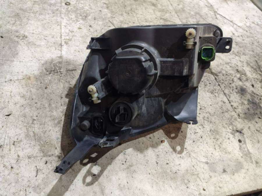 Фара передняя правая  Ford Fiesta 5 2003г. | Фото № 5   Фара передняя правая  Ford Fiesta 5 2003г. - Фото 5