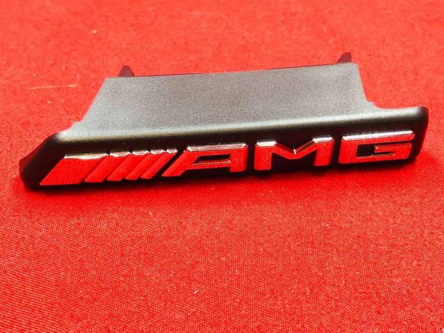 A23281151600 Эмблема  Mercedes SL r231 2023г. | Фото № 1  A23281151600 Эмблема  Mercedes SL r231 2023г. - Фото 1