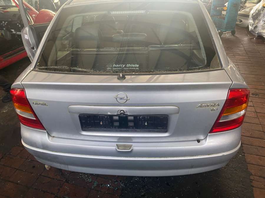 6237797 Блок управления двигателем Opel Astra G (1998-2004) Хетчбэк 3дв. 1999г. | Фото № 12 6237797 Блок управления двигателем Opel Astra G (1998-2004) Хетчбэк 3дв. 1999г. - Фото 12