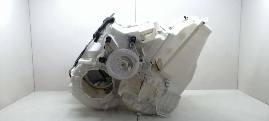 BBP3D Корпус отопителя (печки) Mazda 3 BL хетчбэк 5 дв. 2009г. | Фото № 3 BBP3D Корпус отопителя (печки) Mazda 3 BL хетчбэк 5 дв. 2009г. - Фото 3