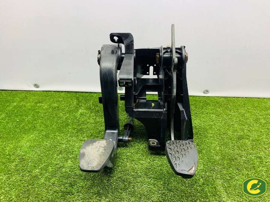 A9012941401 A9012901019 A9012902416 A9012902016 A9012901916 Узел педальный (блок педалей) Mercedes Sprinter 2003г. | Фото № 1 A9012941401 A9012901019 A9012902416 A9012902016 A9012901916 Узел педальный (блок педалей) Mercedes Sprinter 2003г. - Фото 1