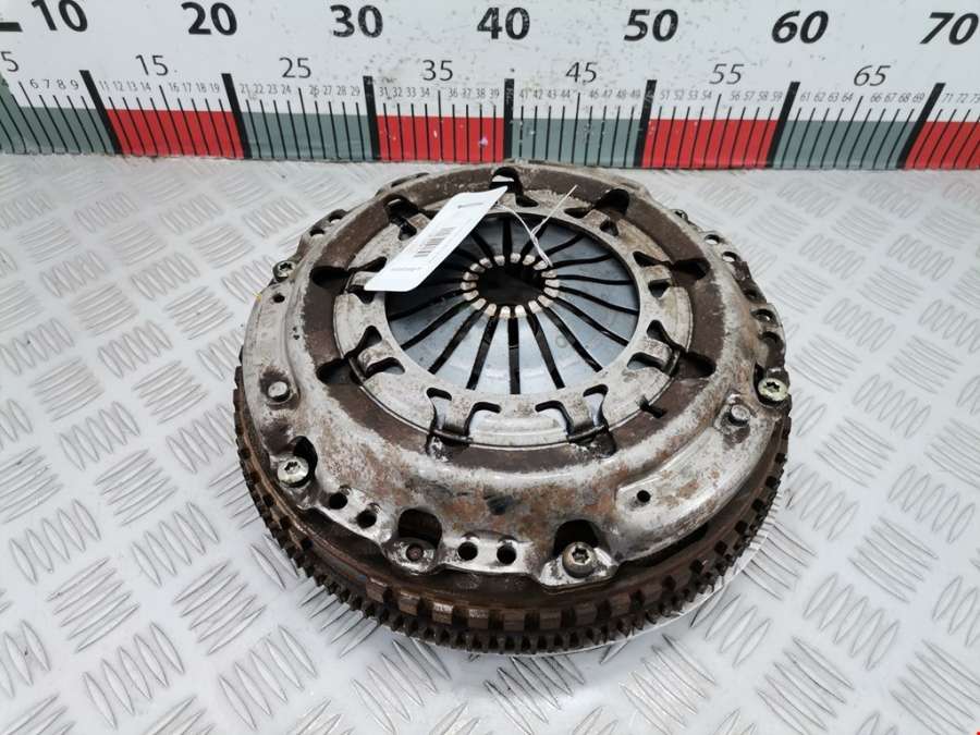 Маховик (демпфер сцепления) Citroen Xsara Picasso (1999-2012) Минивэн 2001г. | Фото № 1 Маховик (демпфер сцепления) Citroen Xsara Picasso (1999-2012) Минивэн 2001г. - Фото 1