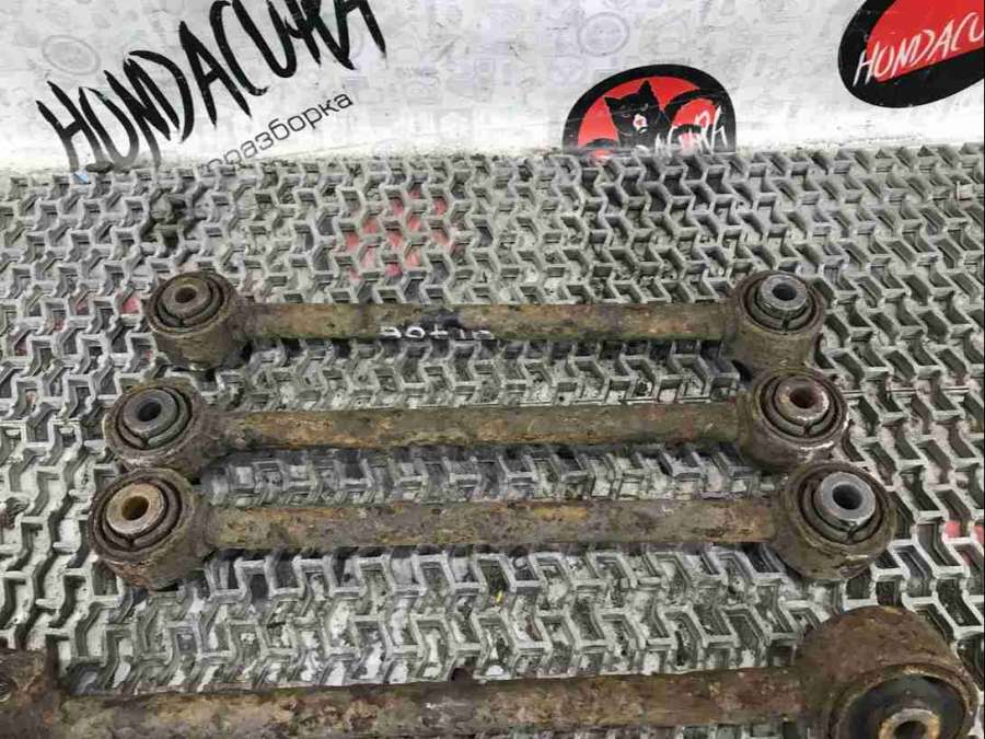 Рычаг задний правый Honda Accord седан 2001г. | Фото № 2 Рычаг задний правый Honda Accord седан 2001г. - Фото 2