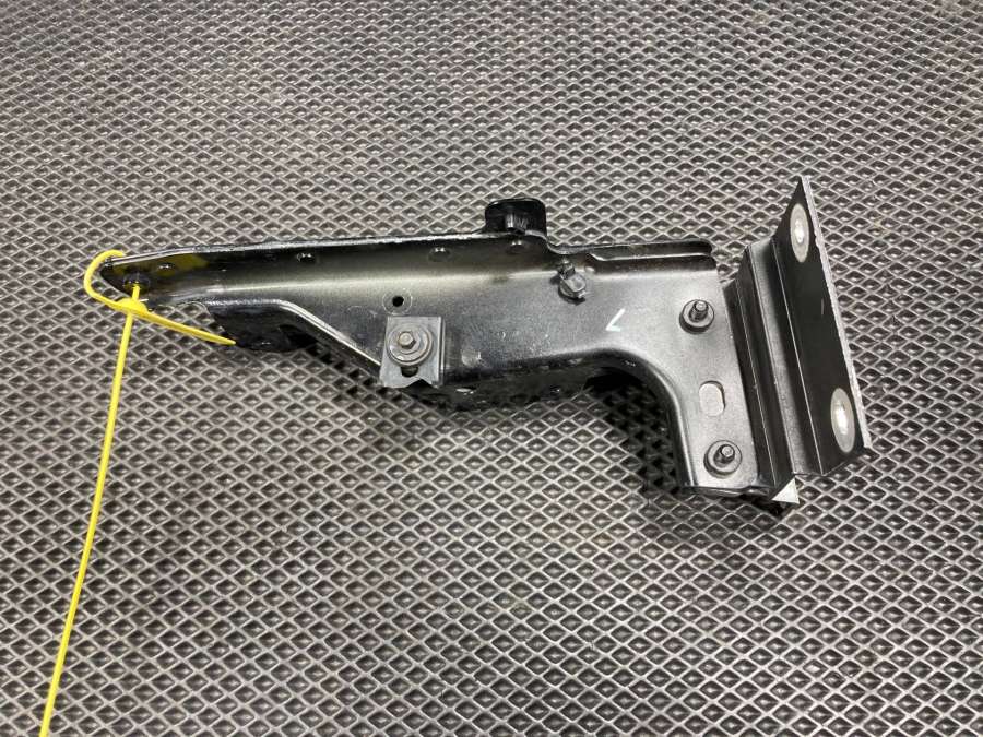 EX5316795AAT2P1221T2R23897 Кронштейн (крепление) радиатора  Jaguar F-Type  X152 2019г. | Фото № 6  EX5316795AAT2P1221T2R23897 Кронштейн (крепление) радиатора  Jaguar F-Type  X152 2019г. - Фото 6