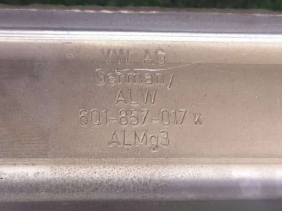 6Q1857017K Усилитель (кронштейн) торпедо Volkswagen Polo IV 2006г. | Фото № 7 6Q1857017K Усилитель (кронштейн) торпедо Volkswagen Polo IV 2006г. - Фото 7