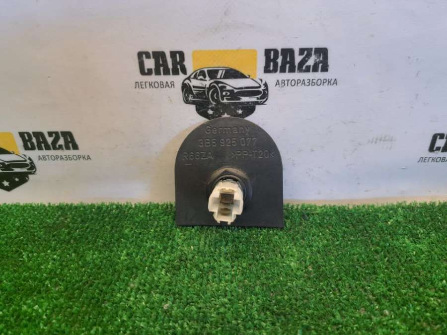 3B5925077 Прикуриватель с накладкой Ford Mondeo IV 2008г. | Фото № 2 3B5925077 Прикуриватель с накладкой Ford Mondeo IV 2008г. - Фото 2