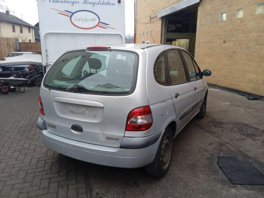 Рычаг передний правый Renault Scenic 1 (1996-2003) Минивэн 2001г. | Фото № 13 Рычаг передний правый Renault Scenic 1 (1996-2003) Минивэн 2001г. - Фото 13