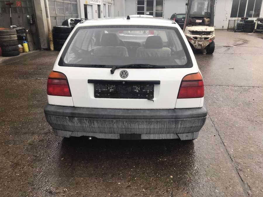 1H0809961 Подкрылок (защита крыла) передний левый Volkswagen Golf 3 (1991-1999) Хетчбэк 3дв. 1995г. | Фото № 12 1H0809961 Подкрылок (защита крыла) передний левый Volkswagen Golf 3 (1991-1999) Хетчбэк 3дв. 1995г. - Фото 12