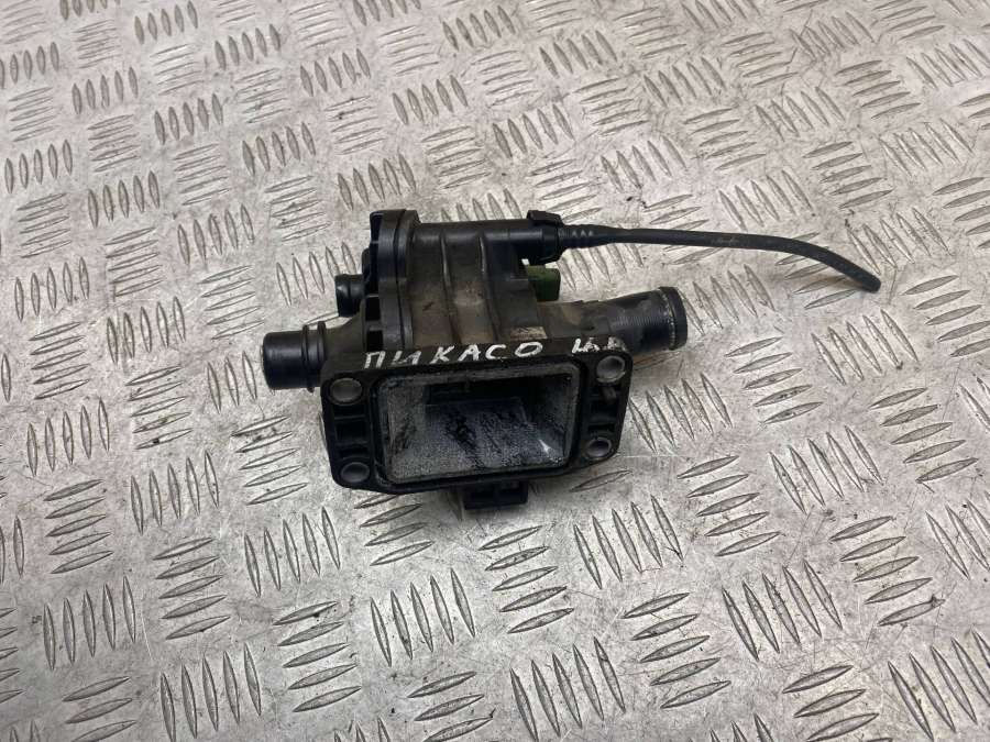 9647767180 Корпус термостата Citroen C5 2002г. | Фото № 2 9647767180 Корпус термостата Citroen C5 2002г. - Фото 2