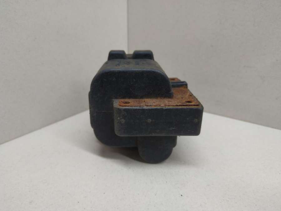 77008509992526111A Катушка зажигания Renault Scenic 1998г. | Фото № 4 77008509992526111A Катушка зажигания Renault Scenic 1998г. - Фото 4