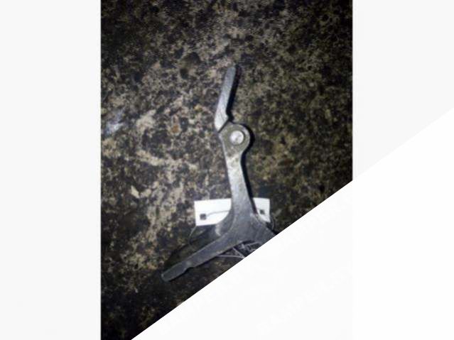 Петля двери передней правой Audi 80 B3 (1986-1991) 1990г. | Фото № 2 Петля двери передней правой Audi 80 B3 (1986-1991) 1990г. - Фото 2