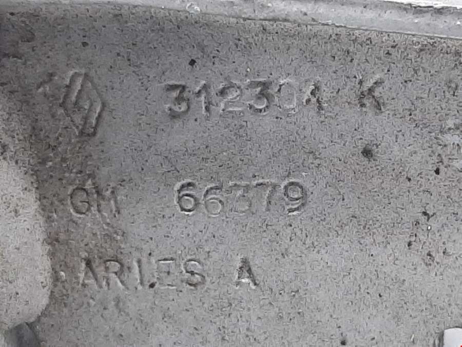 312304 Петля двери распашной Opel Vivaro A (2001-2014) Микроавтобус 2005г. | Фото № 4 312304 Петля двери распашной Opel Vivaro A (2001-2014) Микроавтобус 2005г. - Фото 4