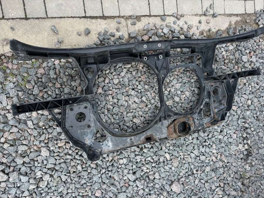 4B0805499A Панель передняя (телевизор) Audi A6 C5 (S6,RS6) 2001г. | Фото № 2 4B0805499A Панель передняя (телевизор) Audi A6 C5 (S6,RS6) 2001г. - Фото 2