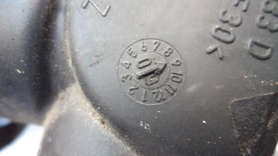 06A121133D Фланец (тройник) системы охлаждения Seat Toledo 2 поколение 2003г. | Фото № 7 06A121133D Фланец (тройник) системы охлаждения Seat Toledo 2 поколение 2003г. - Фото 7