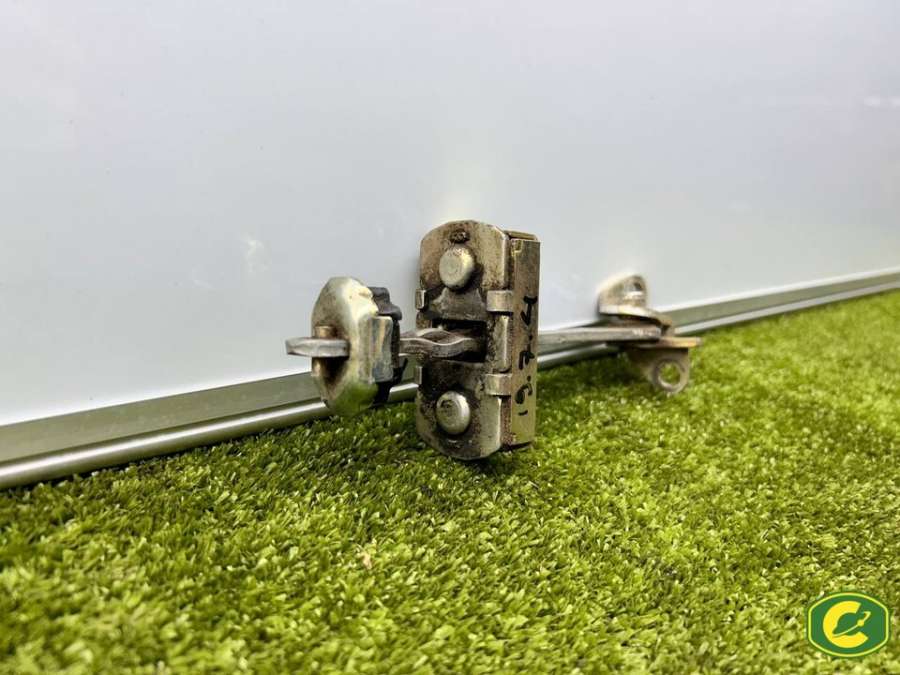 A9017200716 Ограничитель открывания двери  Mercedes Sprinter 2006г. | Фото № 3  A9017200716 Ограничитель открывания двери  Mercedes Sprinter 2006г. - Фото 3