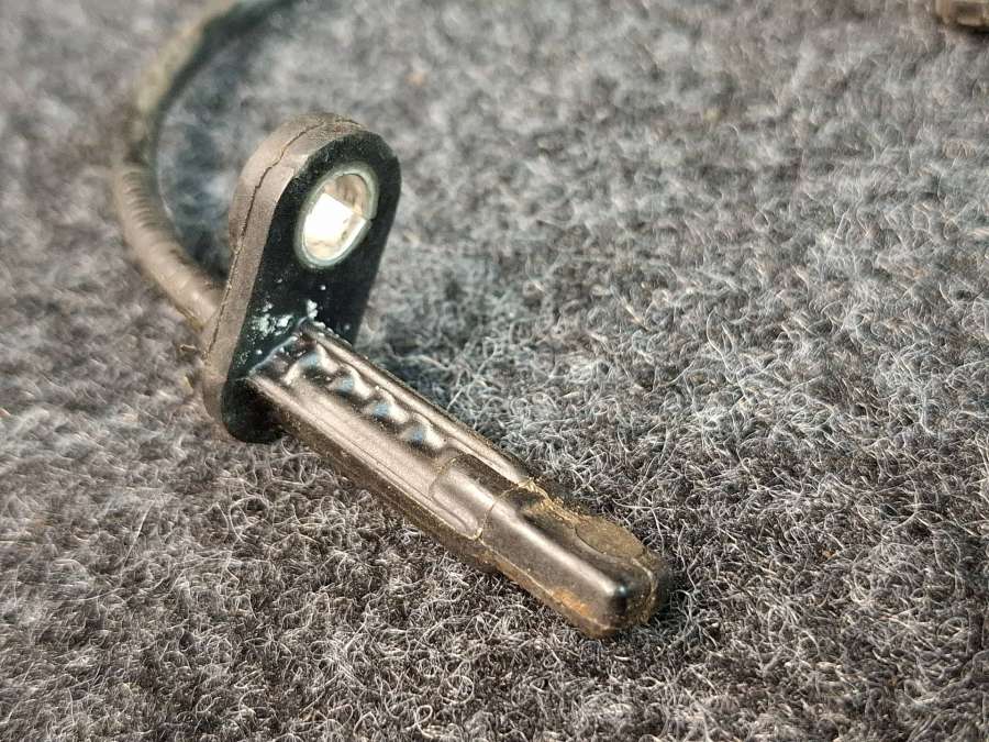 J2GC2C205A1B Датчик ABS передний левый  Ford Edge внедорожник 5 дв. 2020г. | Фото № 3  J2GC2C205A1B Датчик ABS передний левый  Ford Edge внедорожник 5 дв. 2020г. - Фото 3