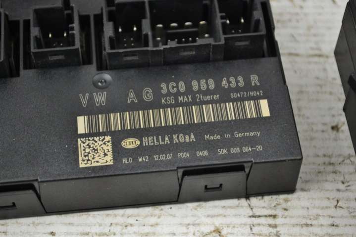 03G906021NK Блок управления двигателем Volkswagen Passat B6 (2005-2010) 2005г. | Фото № 5 03G906021NK Блок управления двигателем Volkswagen Passat B6 (2005-2010) 2005г. - Фото 5