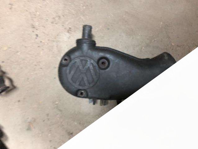 Корпус воздушного фильтра Volkswagen Passat 1995г. | Фото № 1 Корпус воздушного фильтра Volkswagen Passat 1995г. - Фото 1