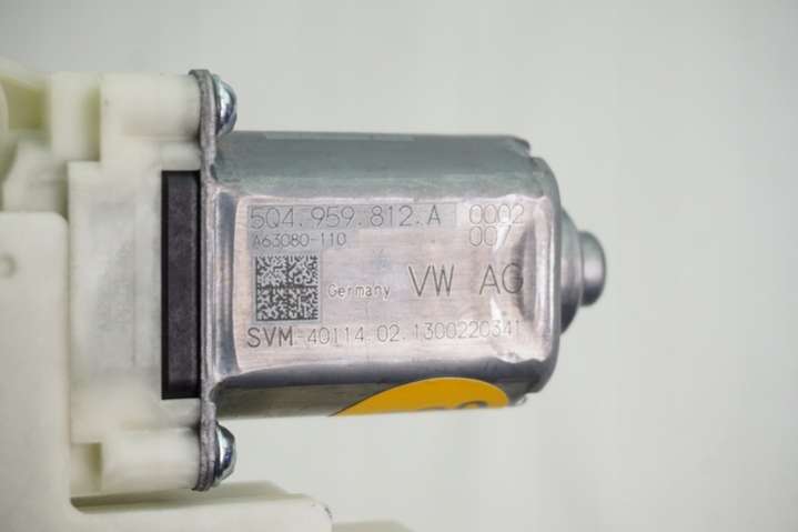 5Q4959812A Моторчик стеклоподъемника  Volkswagen Golf 7 поколение (2012-2017) 2012г. | Фото № 2  5Q4959812A Моторчик стеклоподъемника  Volkswagen Golf 7 поколение (2012-2017) 2012г. - Фото 2