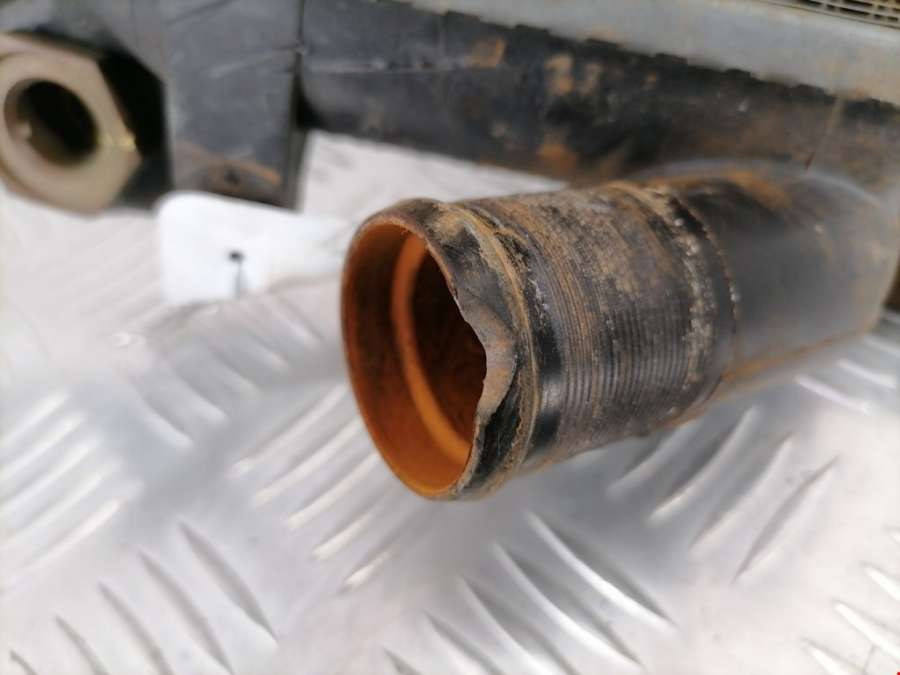 7700425842A863322Z Радиатор основной Renault Scenic 1 (1996-2003) Минивэн 2000г. | Фото № 6 7700425842A863322Z Радиатор основной Renault Scenic 1 (1996-2003) Минивэн 2000г. - Фото 6