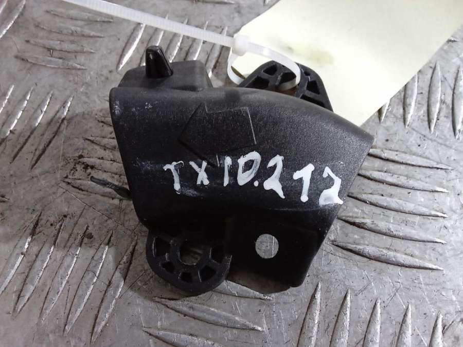 1106603 Пластик Tesla Model X 2019г. | Фото № 1 1106603 Пластик Tesla Model X 2019г. - Фото 1