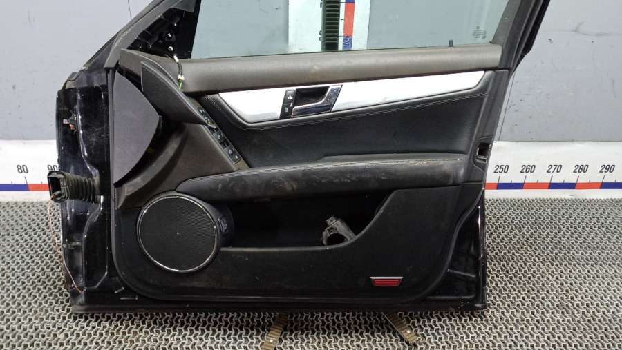 Дверь передняя правая  MERCEDES BENZ C-CLASS W204 2007г. | Фото № 14   Дверь передняя правая  MERCEDES BENZ C-CLASS W204 2007г. - Фото 14