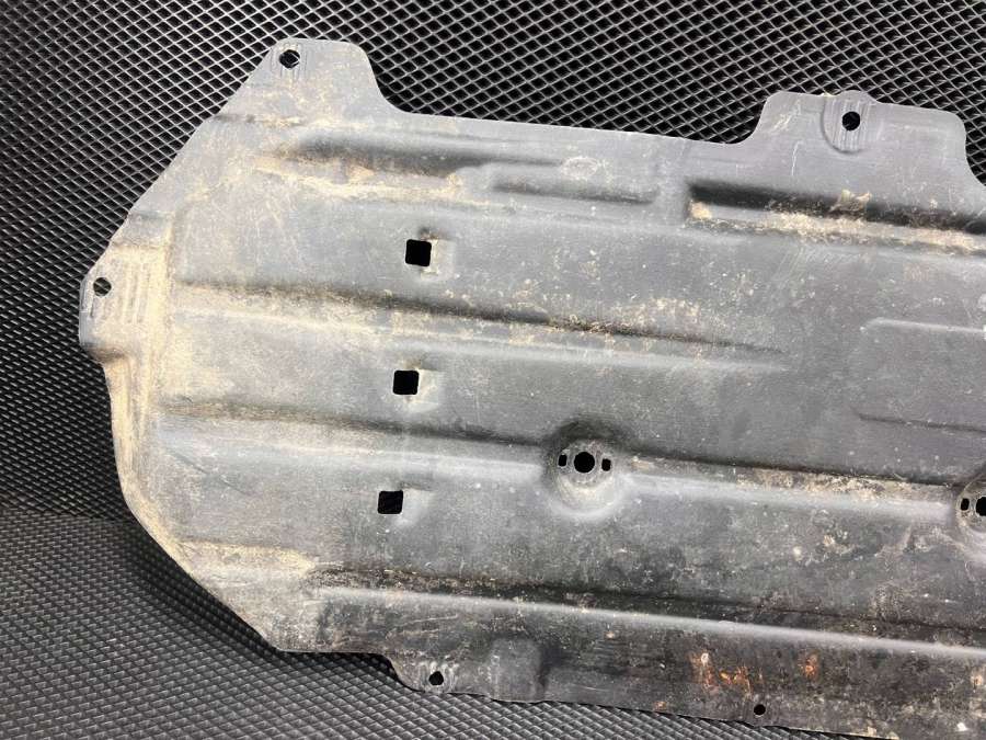 74606TBA-R Защита днища правая  Honda Civic 0000г. | Фото № 6  74606TBA-R Защита днища правая  Honda Civic 0000г. - Фото 6