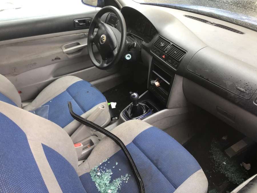 1J0721261F Цилиндр сцепления рабочий Volkswagen Golf 4 (1997-2004) Хетчбэк 3дв. 2001г. | Фото № 6 1J0721261F Цилиндр сцепления рабочий Volkswagen Golf 4 (1997-2004) Хетчбэк 3дв. 2001г. - Фото 6