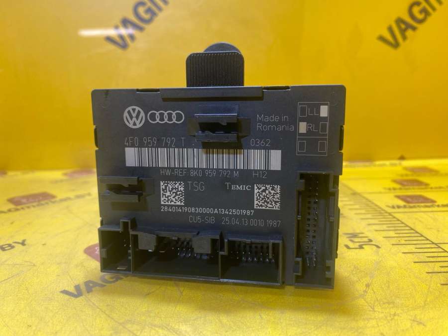 4F0959792T Блок управления двери Audi Audi Q7 4L рест. 2013 0000г. | Фото № 1 4F0959792T Блок управления двери Audi Audi Q7 4L рест. 2013 0000г. - Фото 1