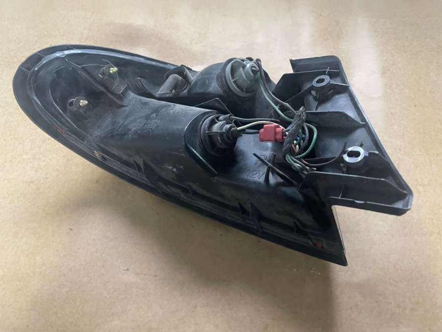 0431439 Фонарь задний правый Mazda 323 F 1998г. | Фото № 3 0431439 Фонарь задний правый Mazda 323 F 1998г. - Фото 3