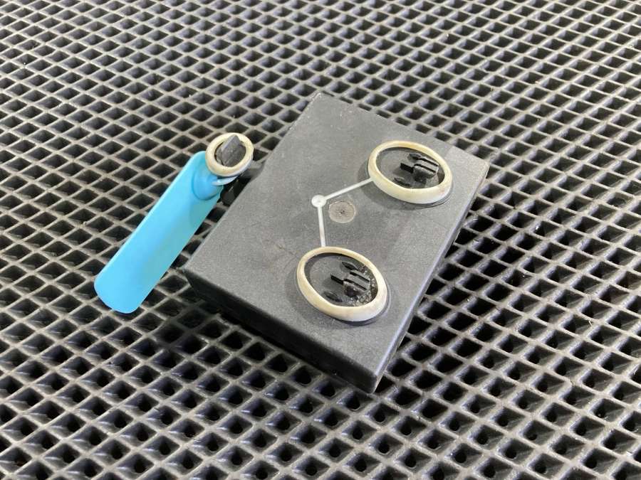 4G8959795E Модуль управления двери задней правой Audi A7 4G 2012г. | Фото № 5 4G8959795E Модуль управления двери задней правой Audi A7 4G 2012г. - Фото 5