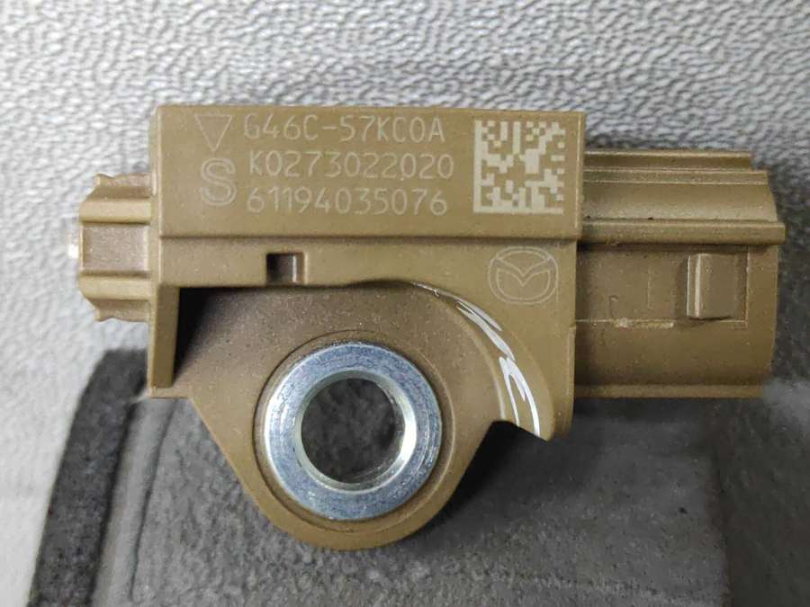 G46C57KC0A Датчик удара задний левый Mazda CX-9 внедорожник 5 дв. 2020г. | Фото № 2 G46C57KC0A Датчик удара задний левый Mazda CX-9 внедорожник 5 дв. 2020г. - Фото 2