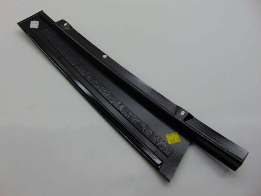 A2536900487 Молдинг (накладка) двери задней правой Mercedes GLC w253 2018г. | Фото № 12 A2536900487 Молдинг (накладка) двери задней правой Mercedes GLC w253 2018г. - Фото 12