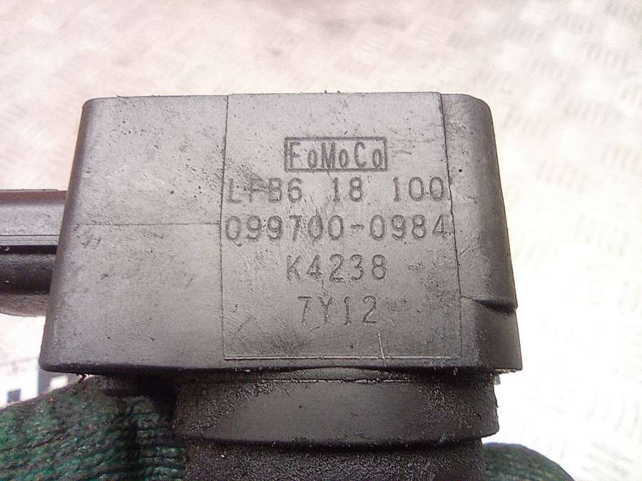 0997000984CF82CF90LFB618100LFB618100ALFB618100BLFB618100B9ULFB618100CLFB618100C9U Катушка зажигания  Mazda 6 GH седан 2009г. | Фото № 4  0997000984CF82CF90LFB618100LFB618100ALFB618100BLFB618100B9ULFB618100CLFB618100C9U Катушка зажигания  Mazda 6 GH седан 2009г. - Фото 4