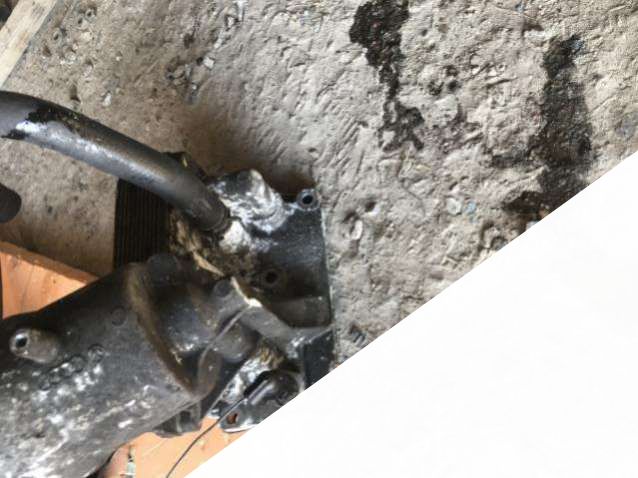 Корпус масляного фильтра Volkswagen Transporter T5 2005г. | Фото № 2 Корпус масляного фильтра Volkswagen Transporter T5 2005г. - Фото 2