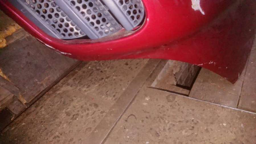 Капот Mercedes ML W163 2003г. | Фото № 11 Капот Mercedes ML W163 2003г. - Фото 11