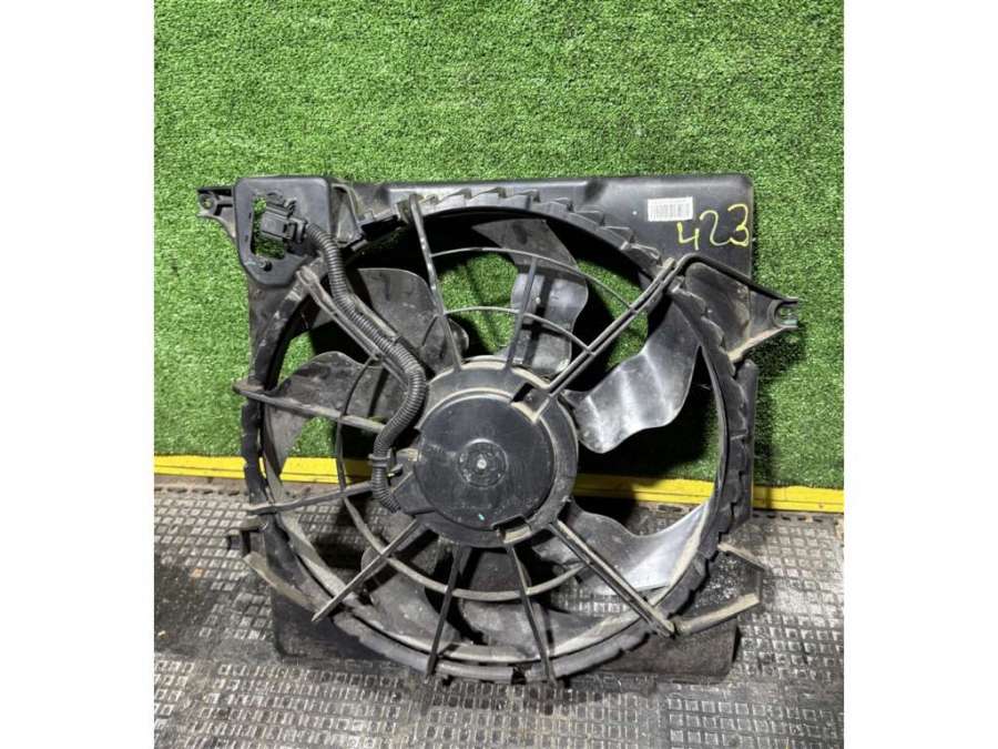 Вентилятор радиатора Hyundai Santa Fe 2 2008г. | Фото № 1 Вентилятор радиатора Hyundai Santa Fe 2 2008г. - Фото 1