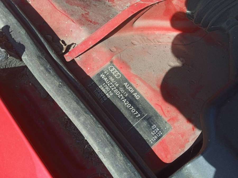 06B121121 Фланец (штуцер системы охлаждения тройник) Audi A4 B5 (1994-2001) Универсал 2000г. | Фото № 8 06B121121 Фланец (штуцер системы охлаждения тройник) Audi A4 B5 (1994-2001) Универсал 2000г. - Фото 8