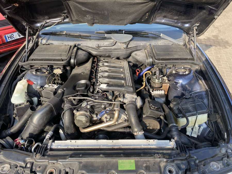 8236359 Шторка (полка) багажника BMW 5-Series (E39) (1995-2004) Универсал 2001г. | Фото № 13 8236359 Шторка (полка) багажника BMW 5-Series (E39) (1995-2004) Универсал 2001г. - Фото 13