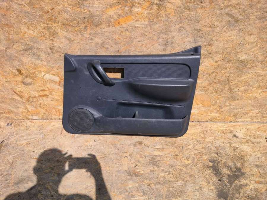 9619225877 Обшивка двери передней правой (дверная карта)  Citroen Berlingo M59 рест. фургон 2006г. | Фото № 1  9619225877 Обшивка двери передней правой (дверная карта)  Citroen Berlingo M59 рест. фургон 2006г. - Фото 1