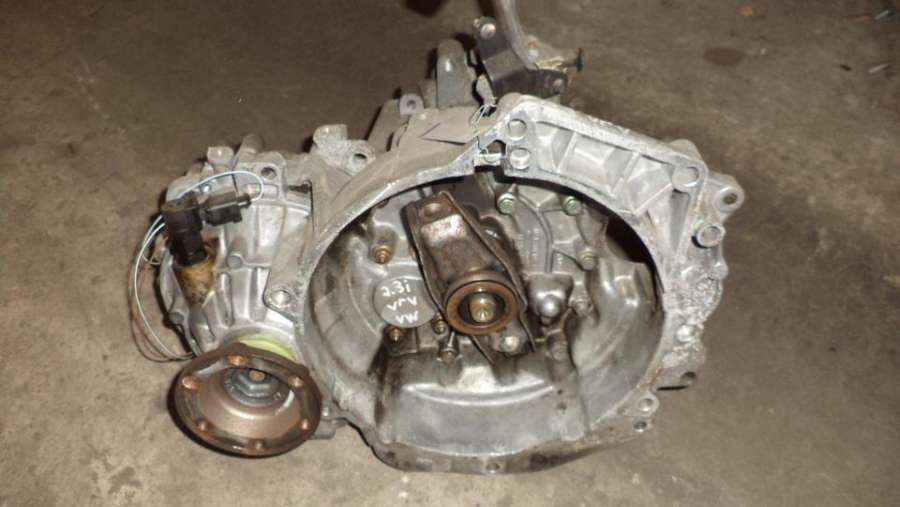 КПП механическая (МКПП) Volkswagen Golf 4 поколение 2000г. | Фото № 5 КПП механическая (МКПП) Volkswagen Golf 4 поколение 2000г. - Фото 5